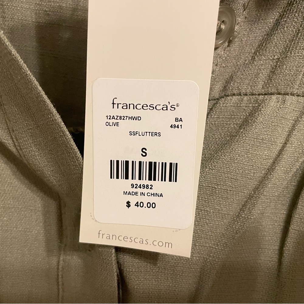 Francesca’s button down top - Picture 4 of 4